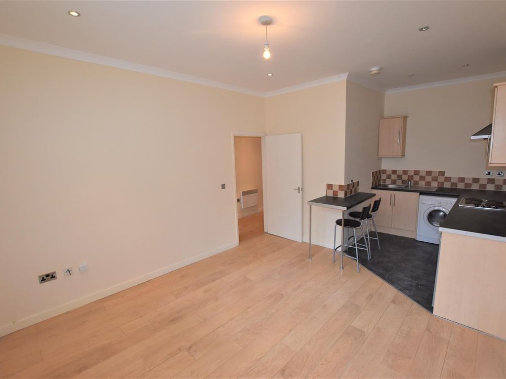 1 bed flat to rent in River Soar Living, Western Road, Leicester LE3, £700 pcm Zoopla
