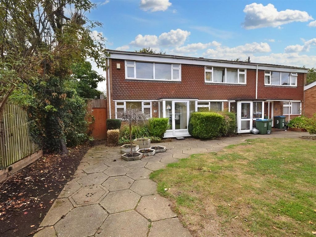 3 bed end terrace house for sale in Hastoe Park, Aylesbury HP20 Zoopla