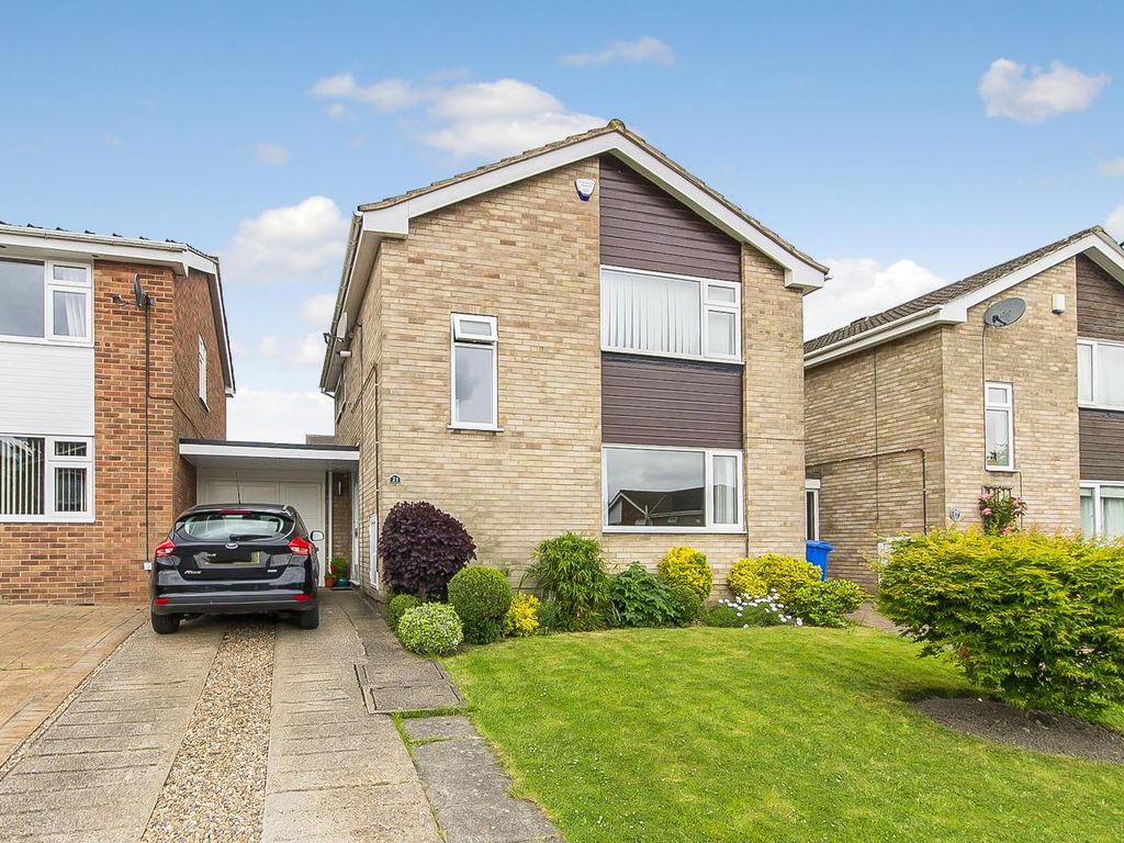 3 bed detached house for sale in Gilbert Avenue, Walton, Chesterfield