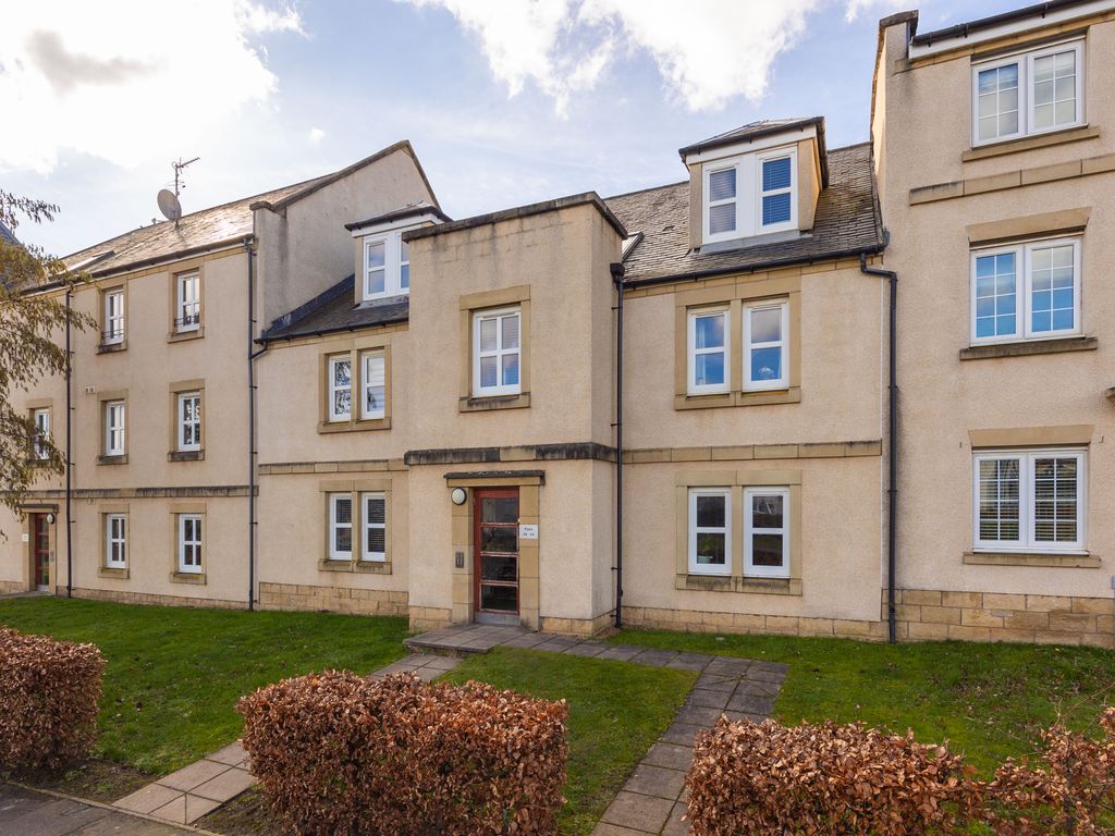 1 bed flat for sale in 46 Burnbrae Terrace, Bonnyrigg EH19, £125,000