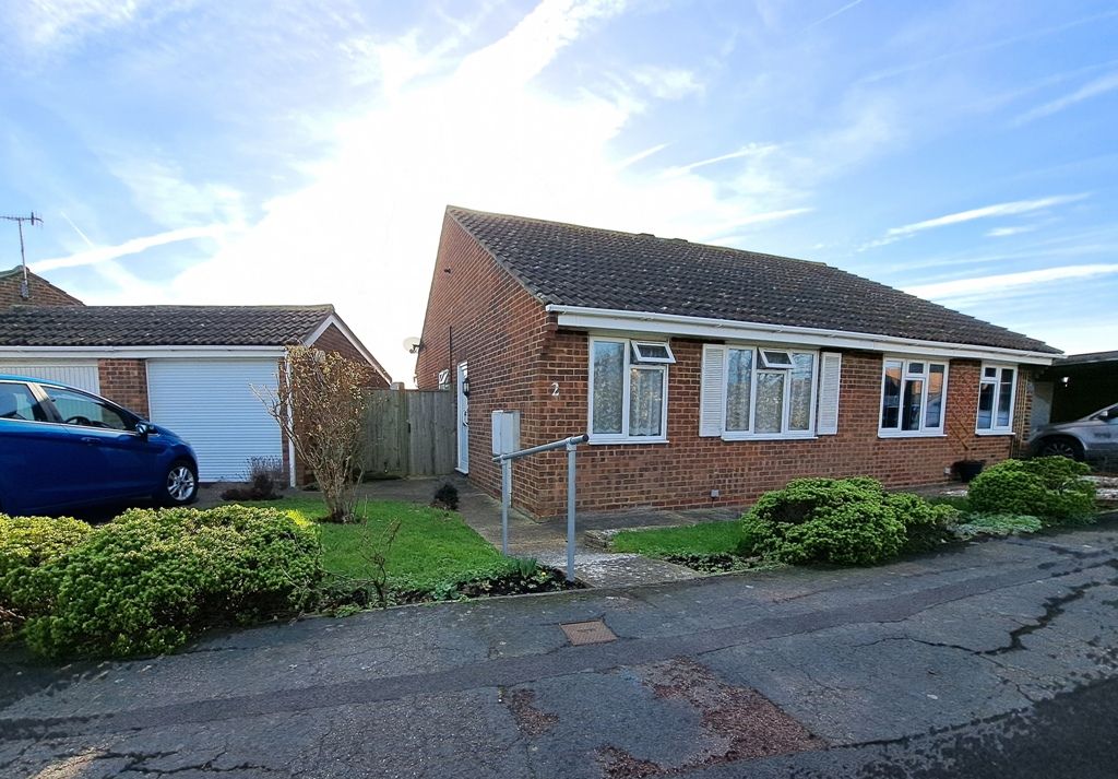 2 bed semidetached bungalow for sale in Fern Close, Langney