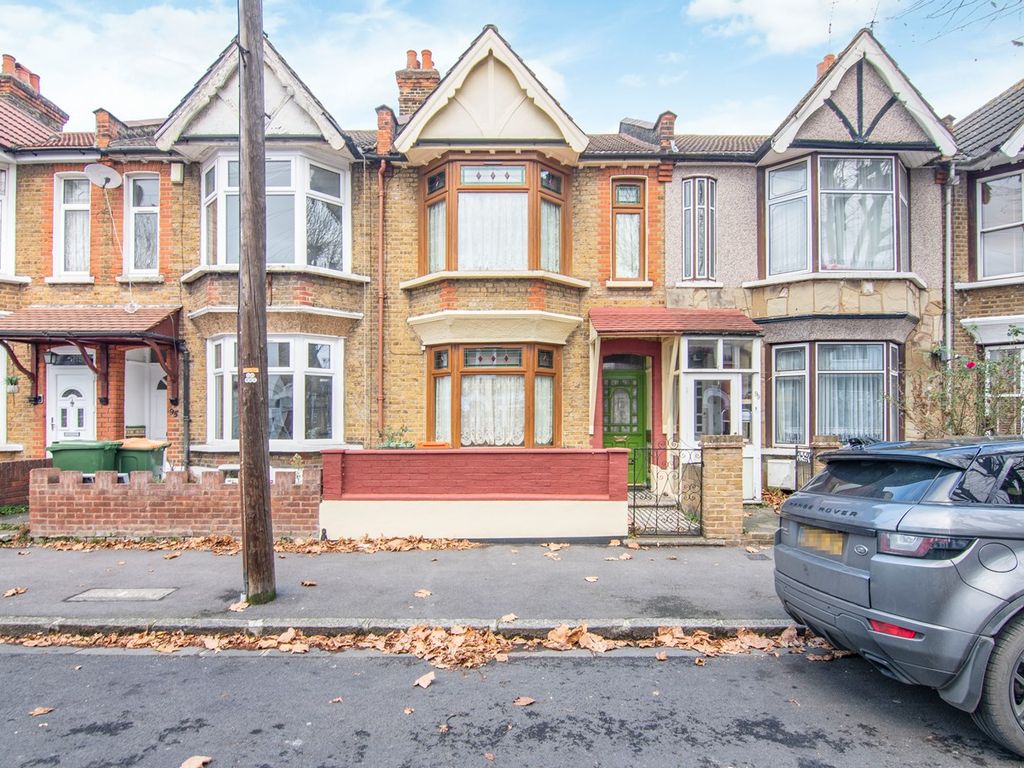3 bed terraced house for sale in Frinton Road, East Ham, London E6 Zoopla