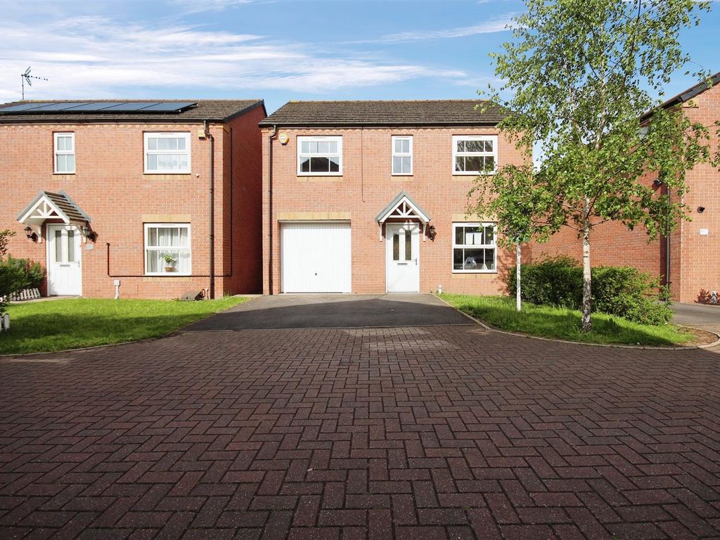 4 bed detached house for sale in John Boyd Court, Whitmore Park