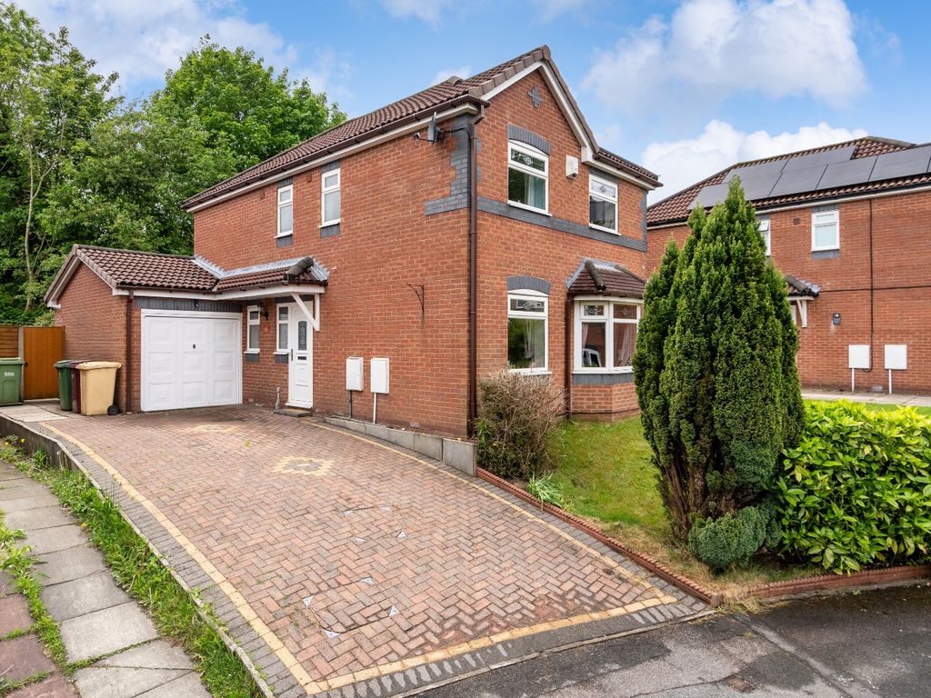 4 bed detached house for sale in Viewings Fully Booked Ellesmere Road