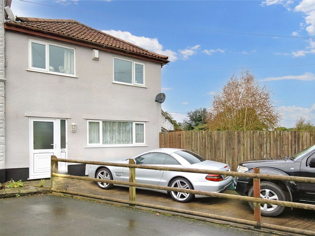 2 bed semidetached house for sale in Ashford Road, Redhill BS40, £