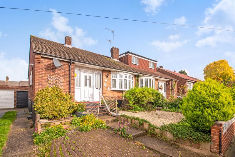 2 bed bungalow for sale in Veryan Close, Orpington BR5 Zoopla