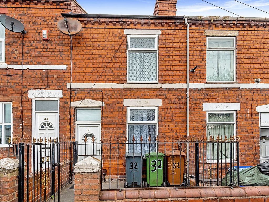 3 bed terraced house for sale in Ida Road, Walsall WS2, £147,000 Zoopla