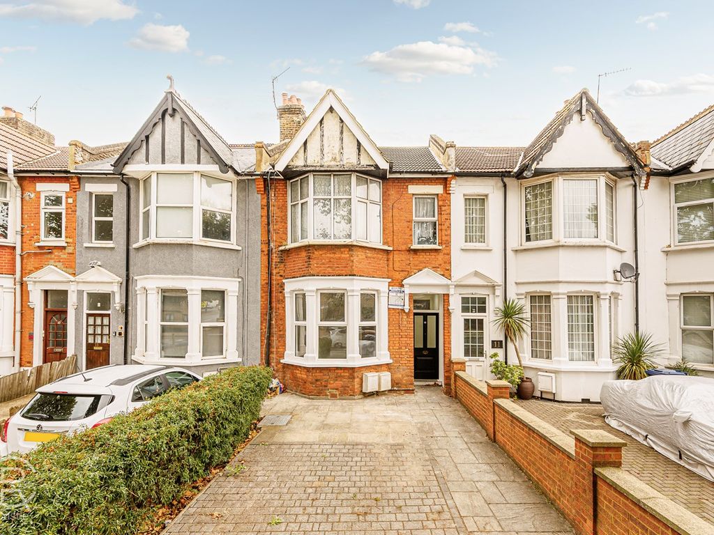 2 Bed Flat For Sale In Uxbridge Road, London W7, £485,000 - Zoopla