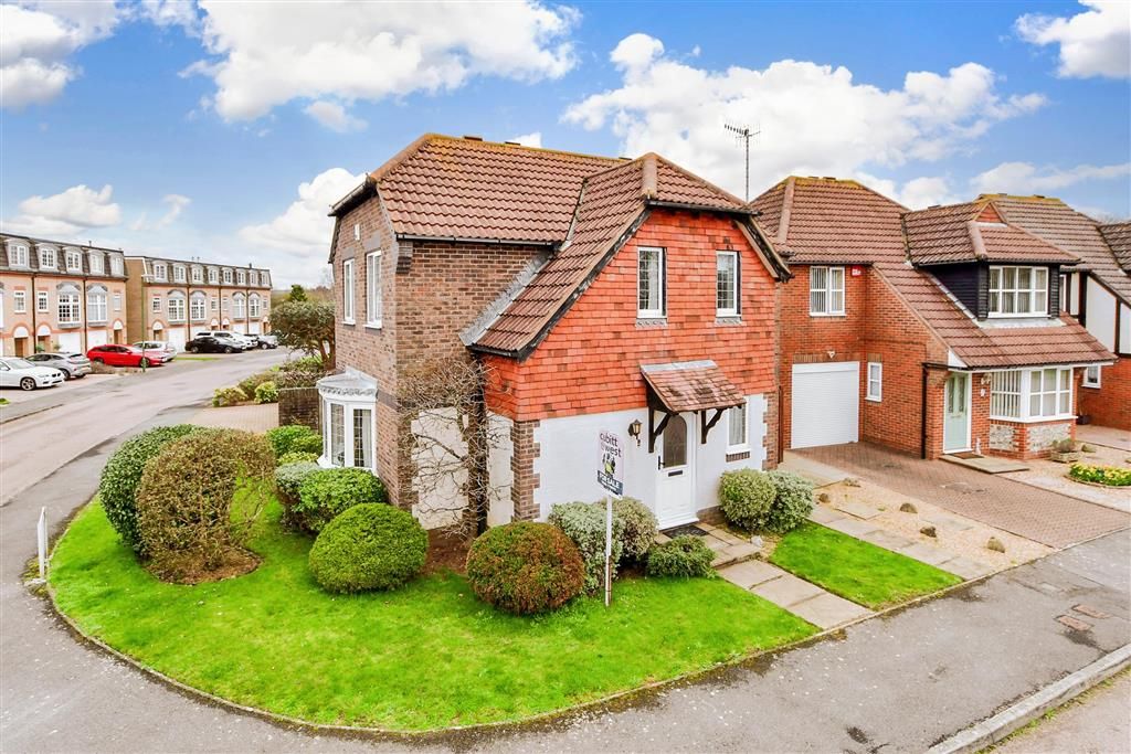 3 bed detached house for sale in Blenheim Drive, Rustington, West