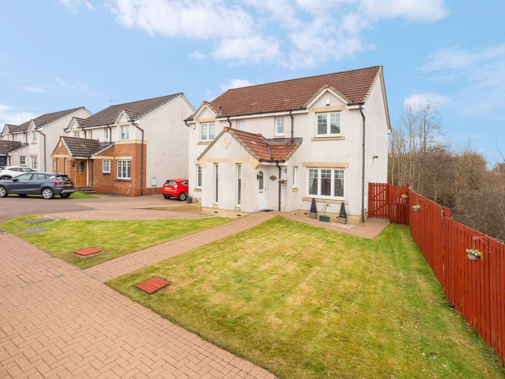 3 bed semidetached house for sale in Macdonald Court, Larbert FK5 Zoopla