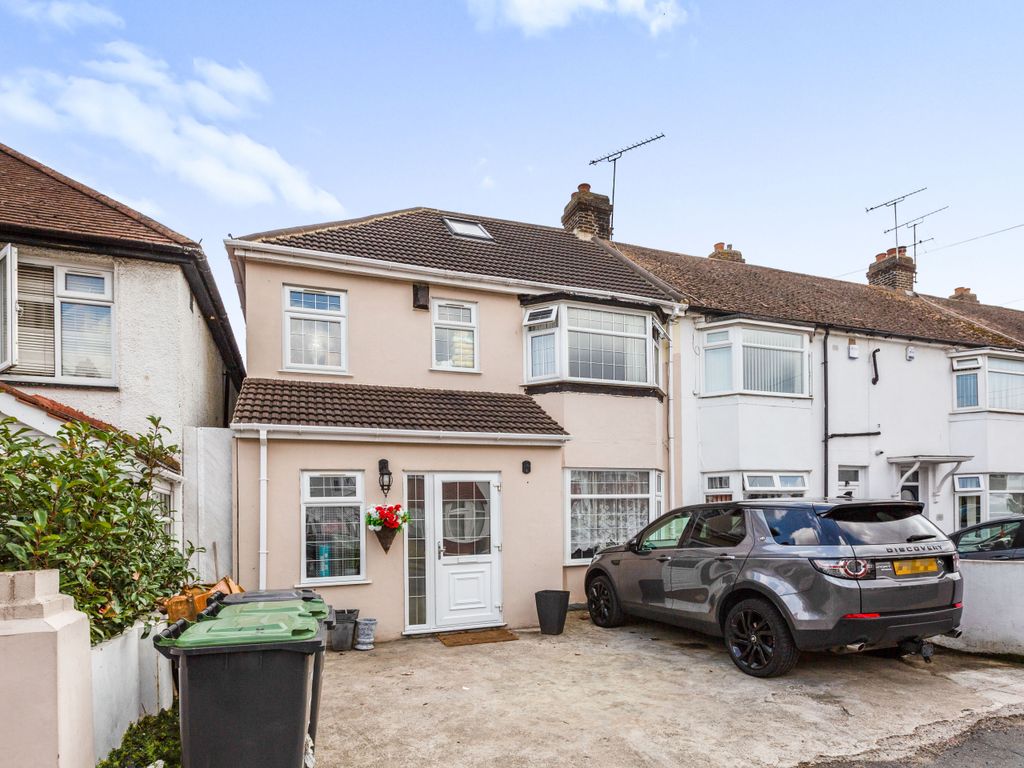 4 bed semidetached house for sale in Abbey Road, Gravesend DA12 Zoopla