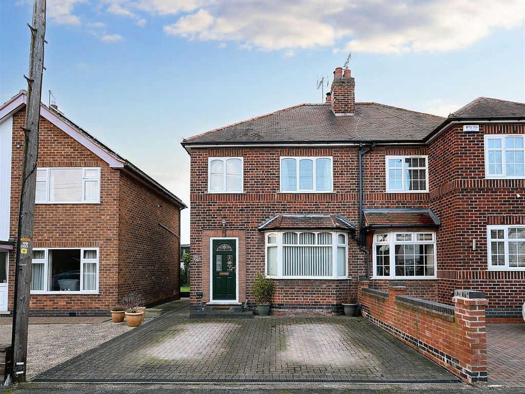 3 bed semidetached house for sale in Newbery Avenue, Long Eaton