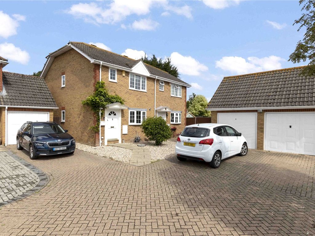 3 bed semidetached house for sale in Nyetimber Lane, Bognor Regis