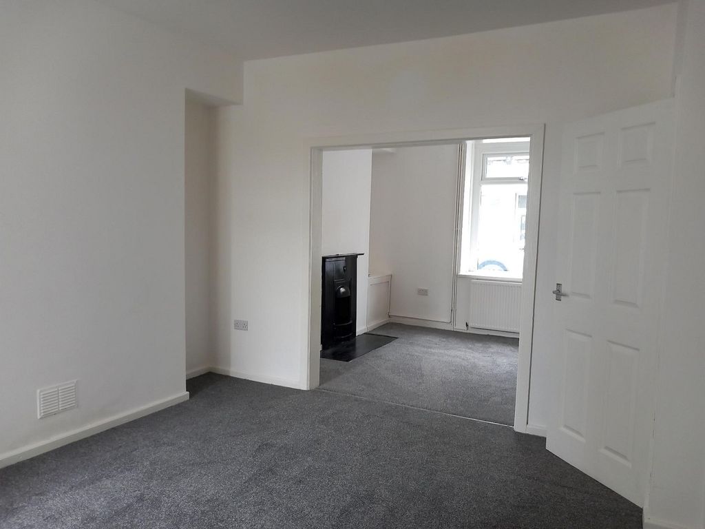 2 bed property to rent in Mary Street, Neath, Neath Port Talbot. SA11