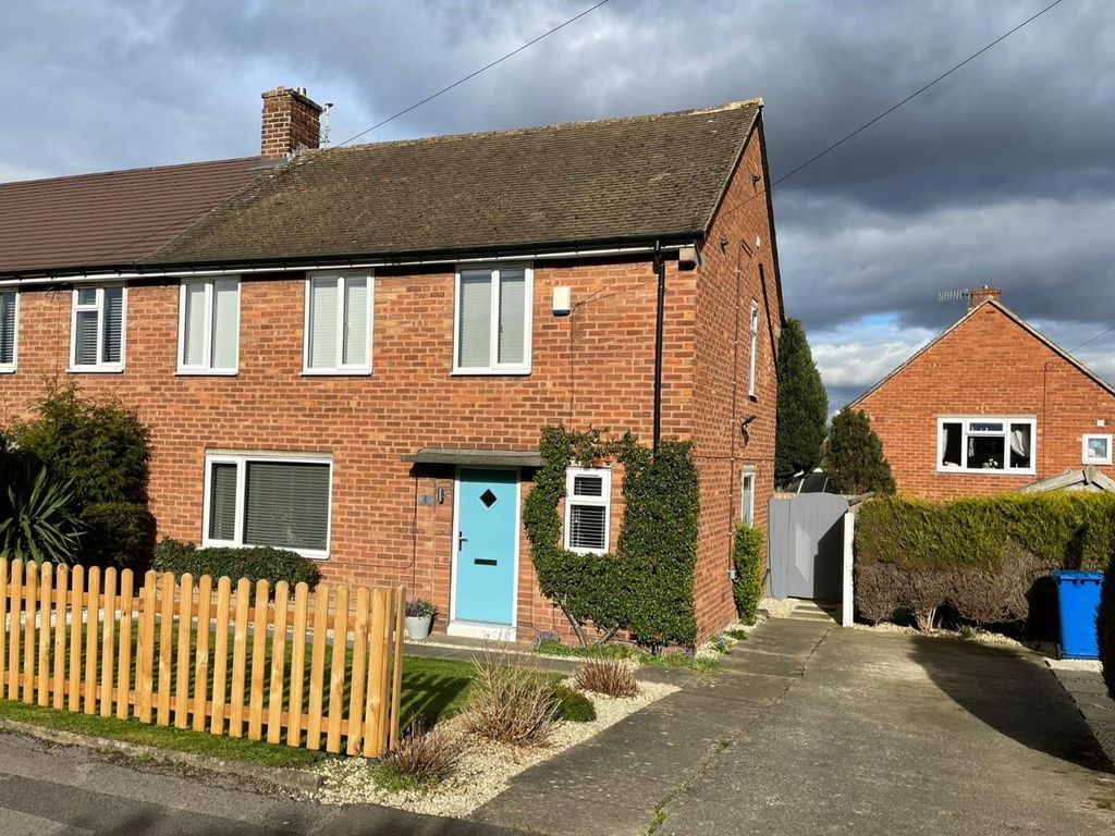 3 bed semidetached house for sale in Blandford Drive, Newbold