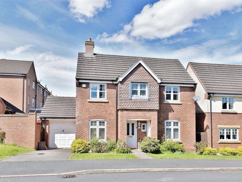 3 bed detached house for sale in Edstone Close, Kings Norton