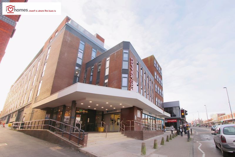 1 bed flat to rent in High Street, Harborne, Birmingham B17, £875 pcm