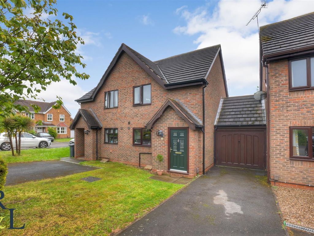 2 bed semidetached house for sale in Lindale Close, Gamston