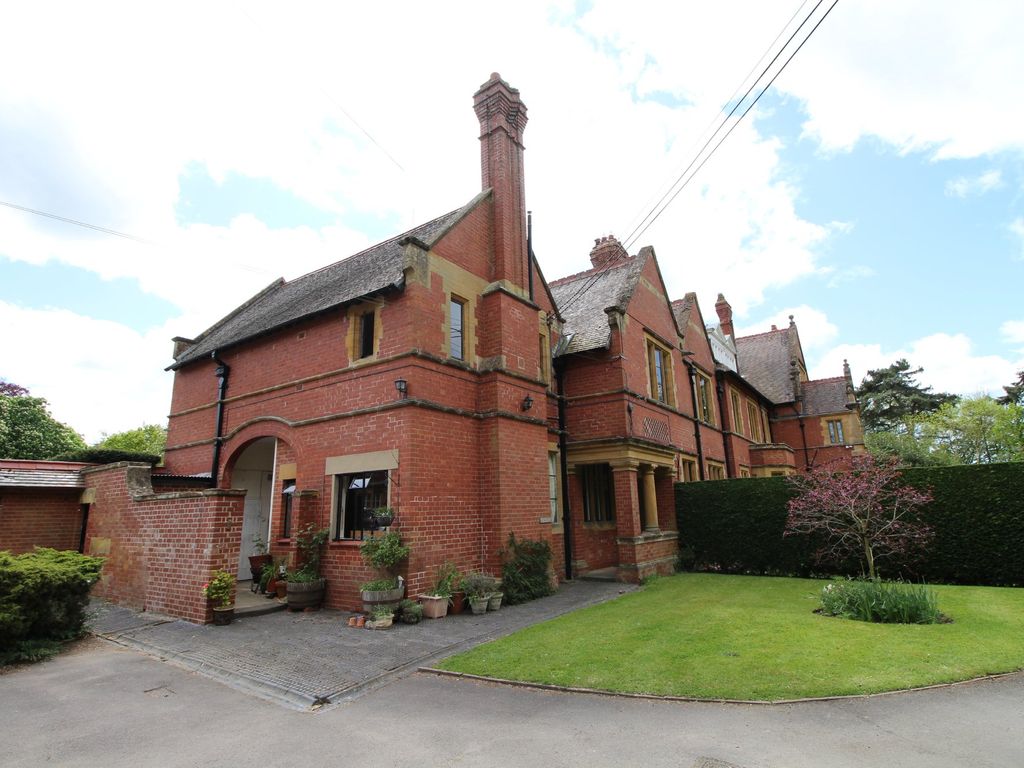 1 bed flat to rent in Pewsham, Chippenham SN15 Zoopla