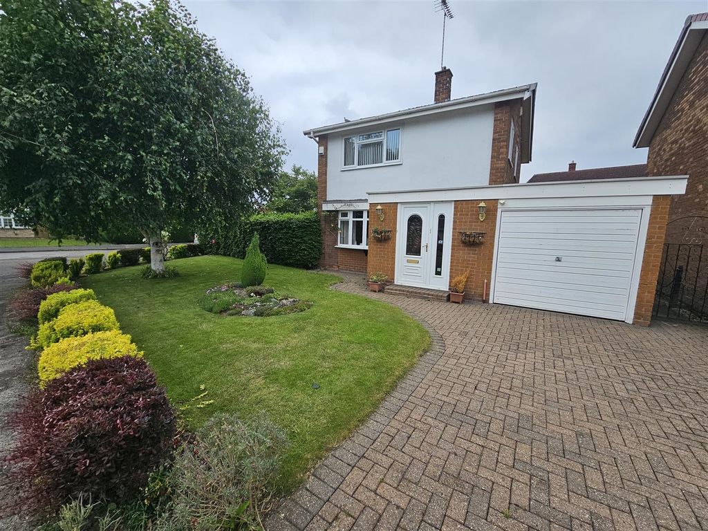 3 bed detached house for sale in Linton Drive, Boughton, Newark NG22, £250,000 Zoopla