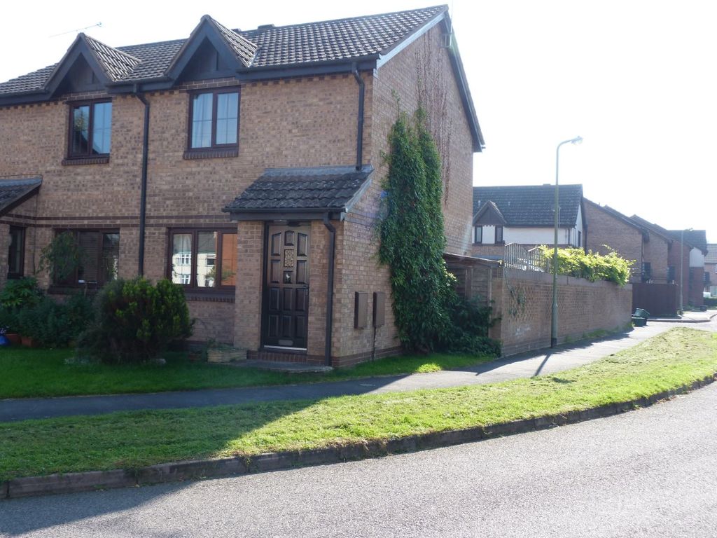 2 bed semidetached house to rent in Ploudal Road, Cullompton EX15, £