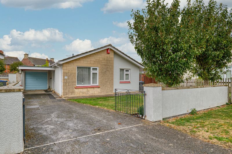 2 bed detached bungalow for sale in Barnwell Road, Melksham SN12 Zoopla
