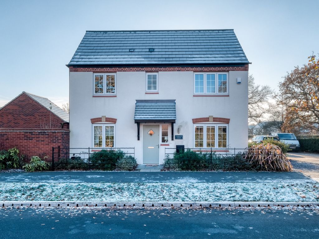 3 bed detached house for sale in Dewberry Road, Tidbury Green, Solihull