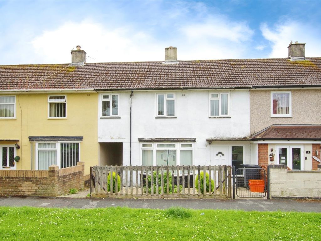 3 bed terraced house for sale in Marston Avenue, Penhill, Swindon SN2