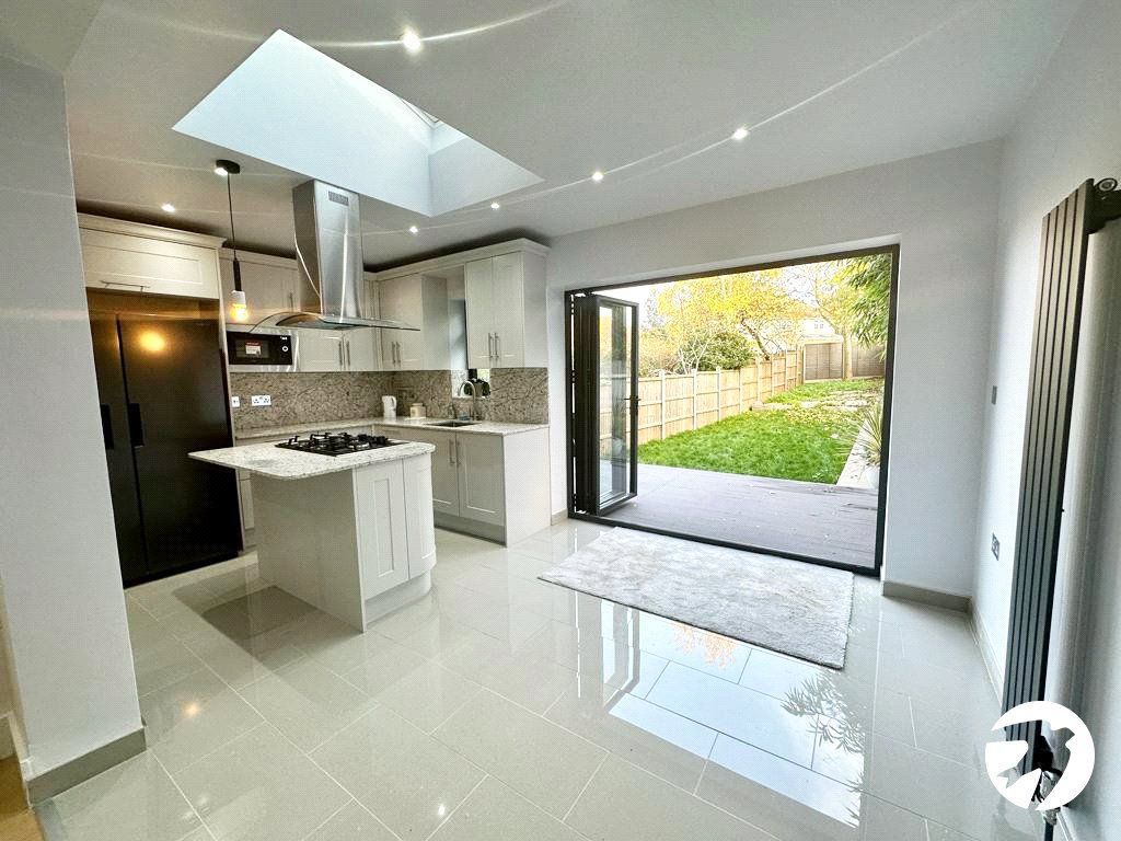 4 bed semidetached house for sale in Bexhill Road, Brockley, London