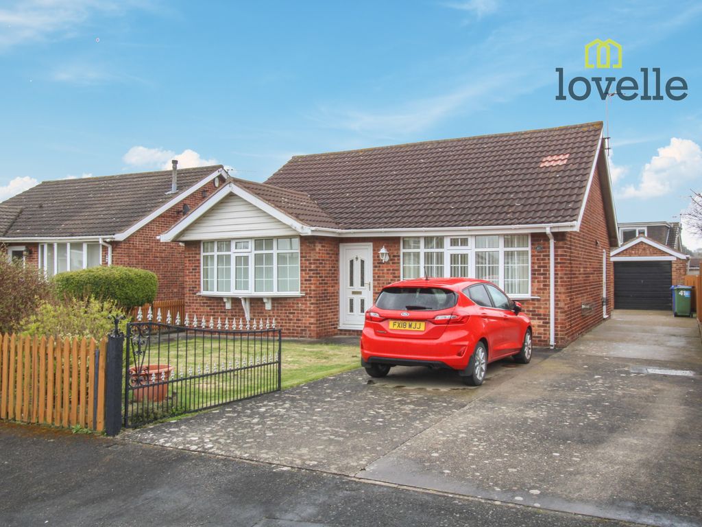 2 bed detached bungalow for sale in Poplar Road, Healing DN41 Zoopla