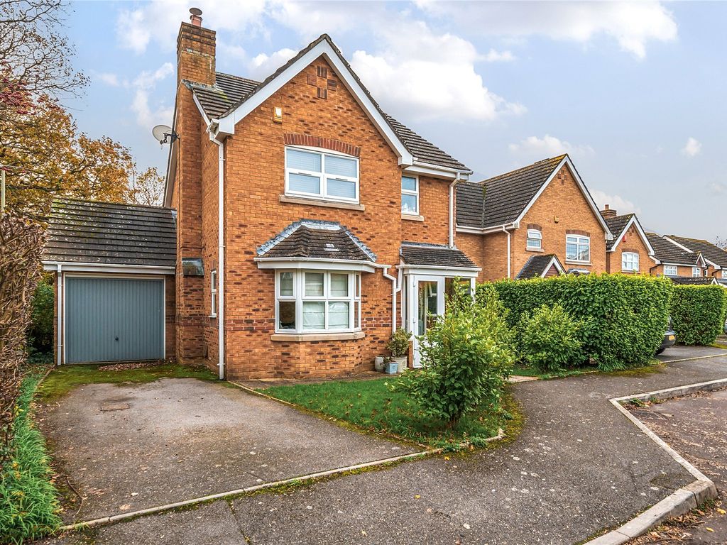 3 bed detached house for sale in Vitre Gardens, Lymington, Hampshire