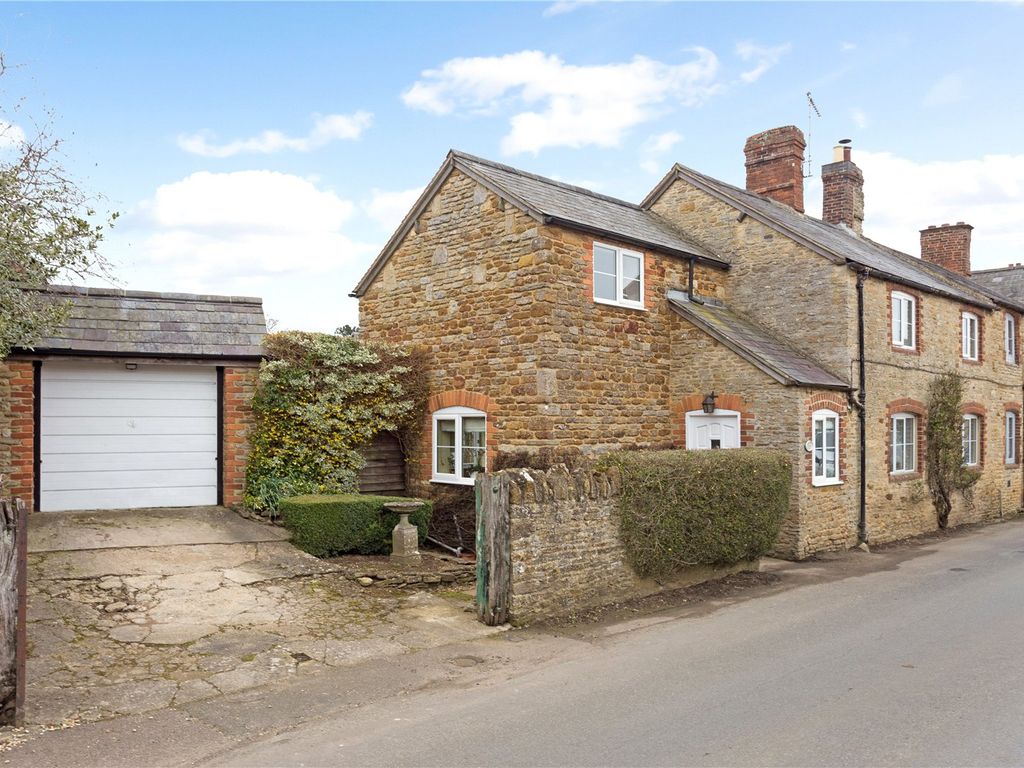 3 bed end terrace house for sale in Main Street, Charlton, Banbury, Northamptonshire OX17 Zoopla
