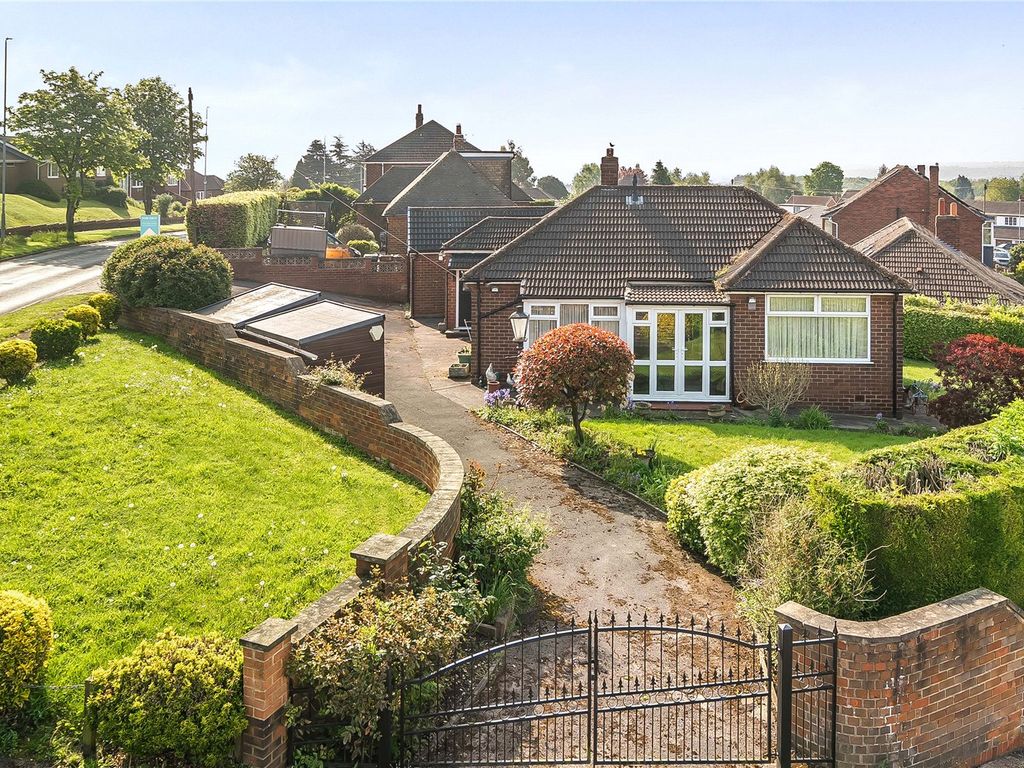 2 bed bungalow for sale in Whitehouse Lane, Great Preston, Leeds, West