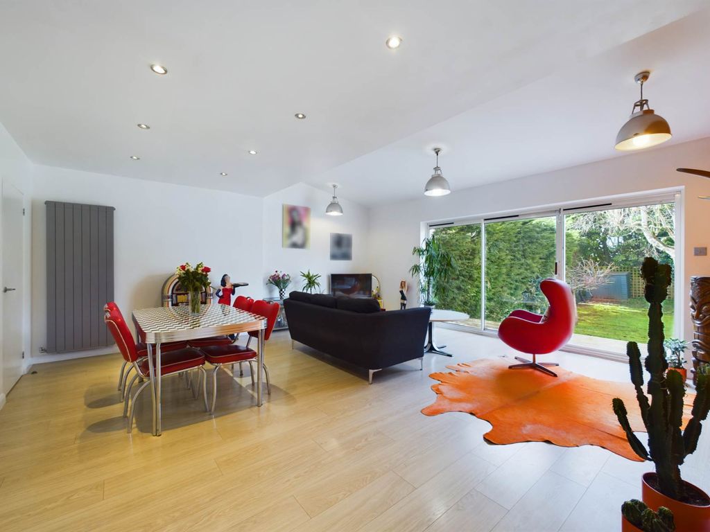 5 bed property for sale in Sebright Road, Boxmoor HP1, £875,000 Zoopla