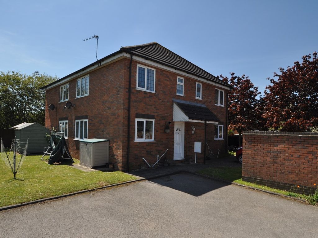 2 bed property for sale in Stirling Way, Welwyn Garden City AL7 Zoopla