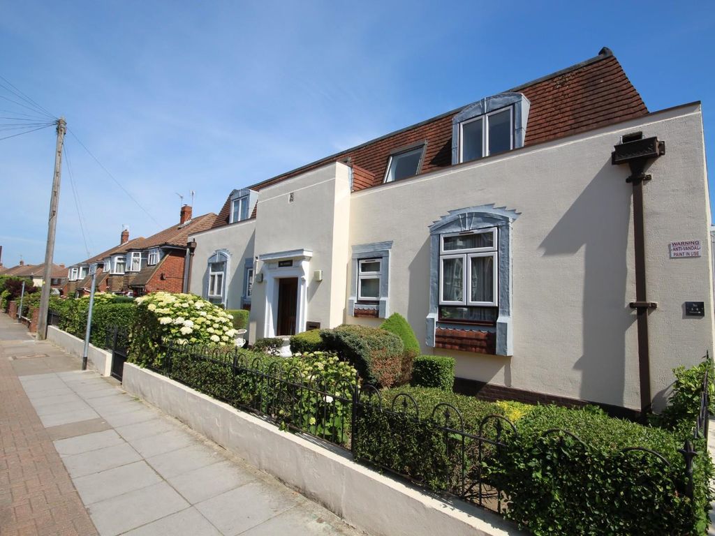 1 bed flat for sale in St. Ronans Road, Southsea PO4 Zoopla