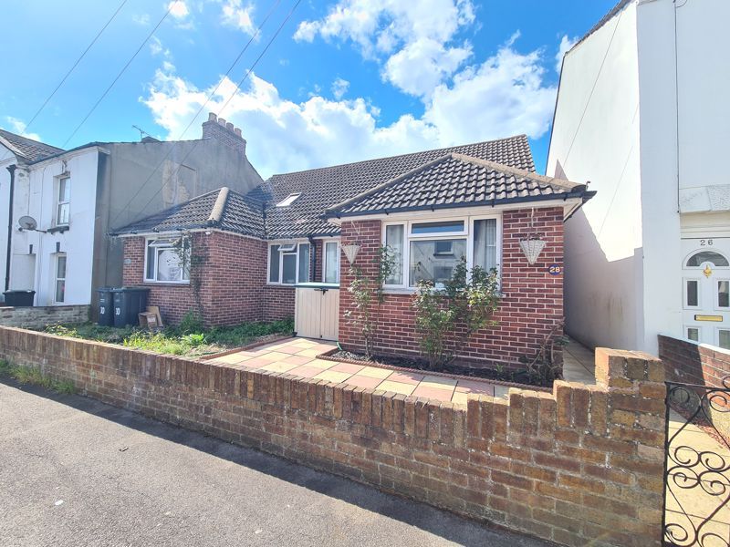3 bed semidetached bungalow for sale in Prince Alfred Street, Gosport