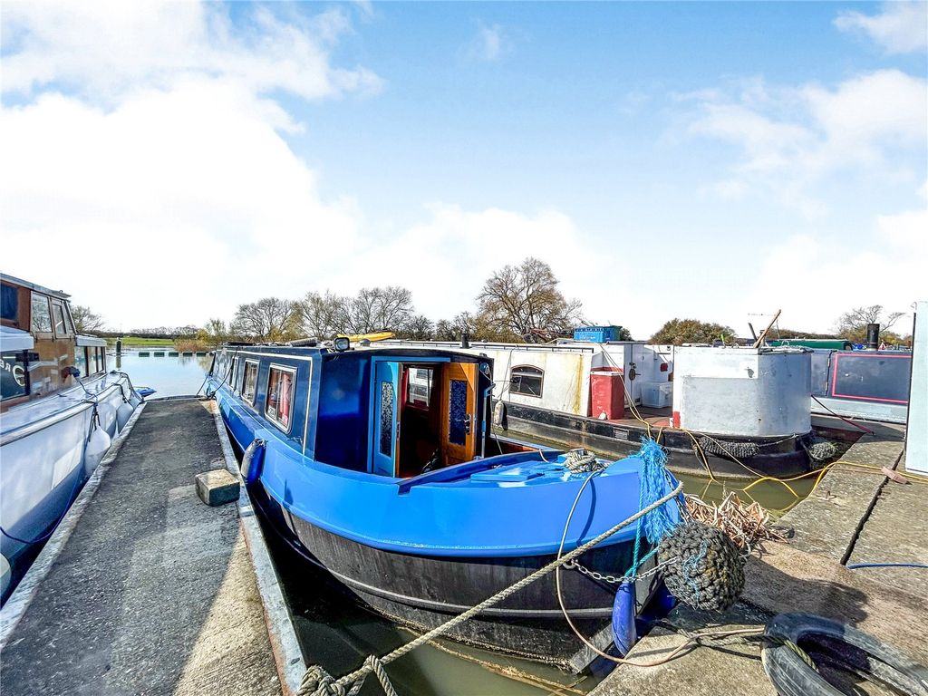 1 bed houseboat for sale in Banks End, Wyton, Huntingdon, Cambridgeshire PE28 Zoopla