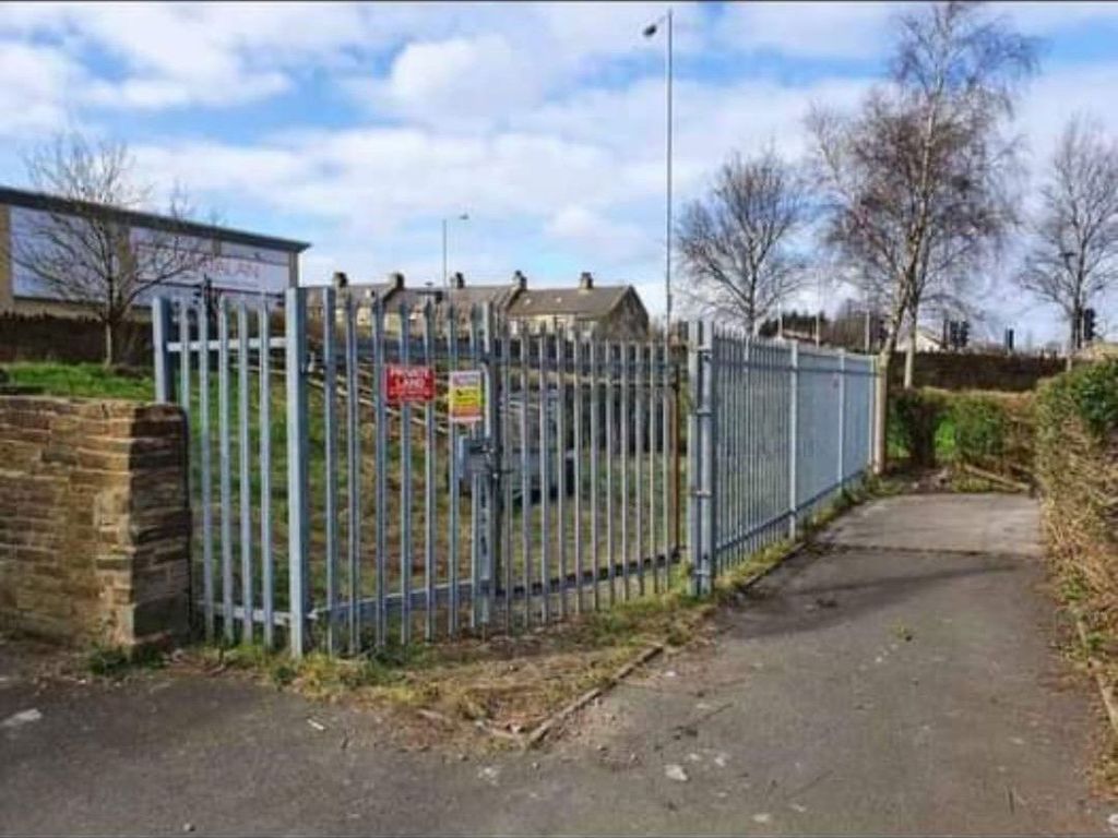Land for sale in Mayo Avenue, Bradford BD5, £35,000 Zoopla