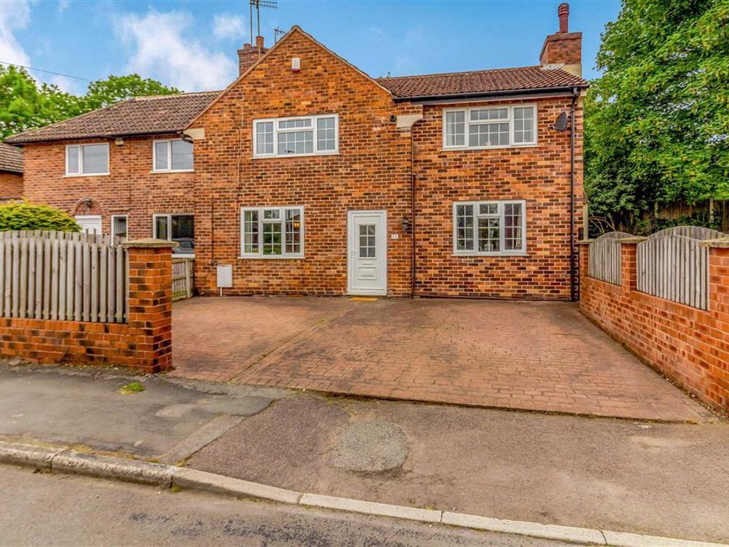 3 bed semidetached house for sale in Laburnum Street, Hollingwood