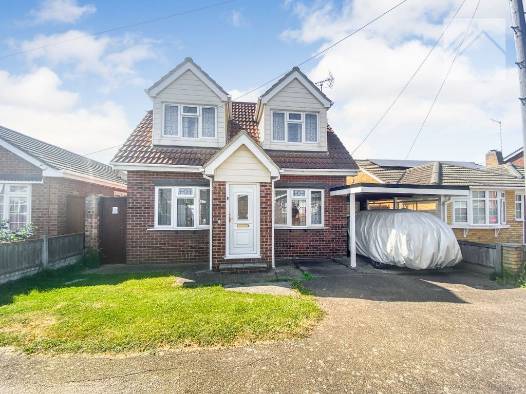 2 bed detached house for sale in Dewyk Road, Canvey Island SS8 Zoopla