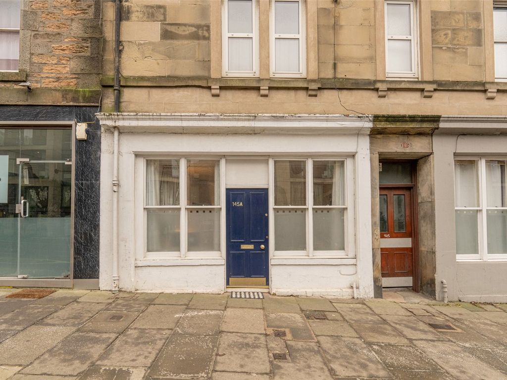 1 bed flat for sale in St. Leonards Street, Edinburgh EH8, £165,000