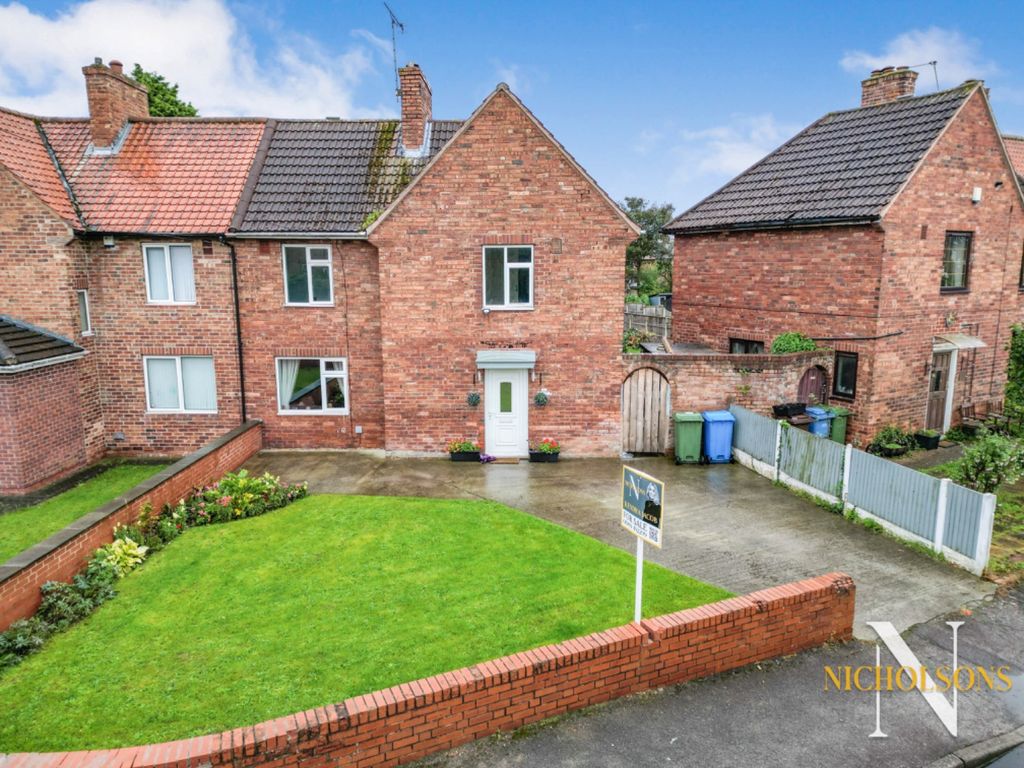 4 bed semidetached house for sale in School Road, Langold, Worksop