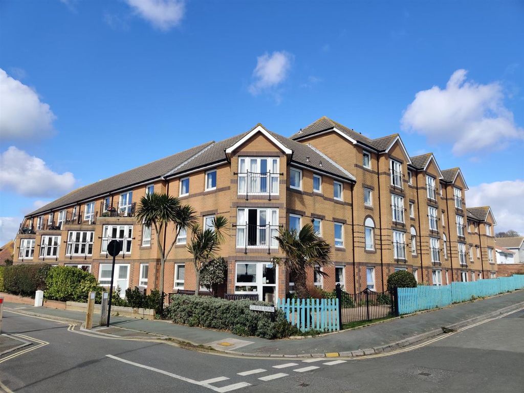 2 bed flat for sale in Currie Road, Sandown PO36 Zoopla