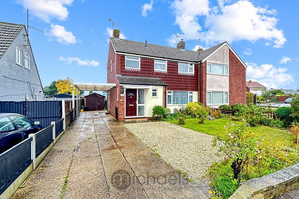 3 bed semidetached house for sale in Broadmead Road, Colchester