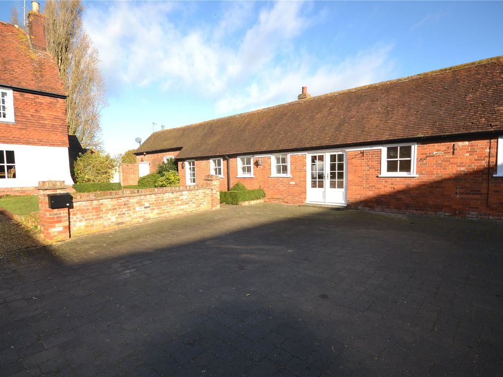 2 bed bungalow to rent in Annexe To Barnston House Farm, High Roding