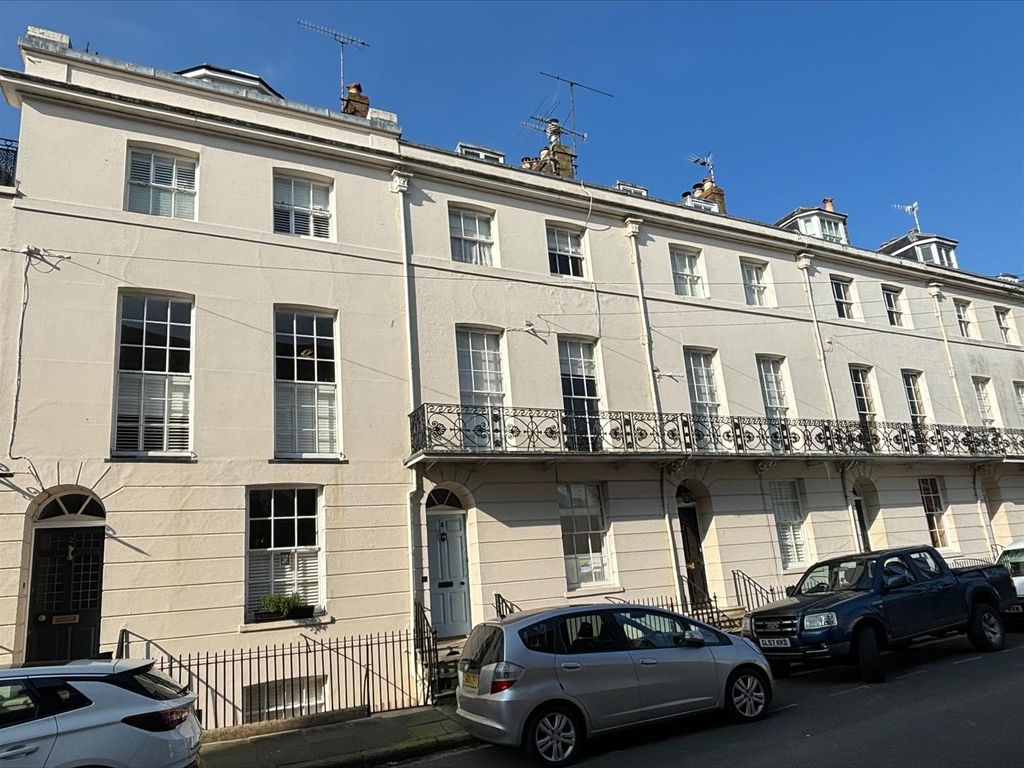 4 bed terraced house for sale in Albion Street, Lewes BN7, £1,250,000