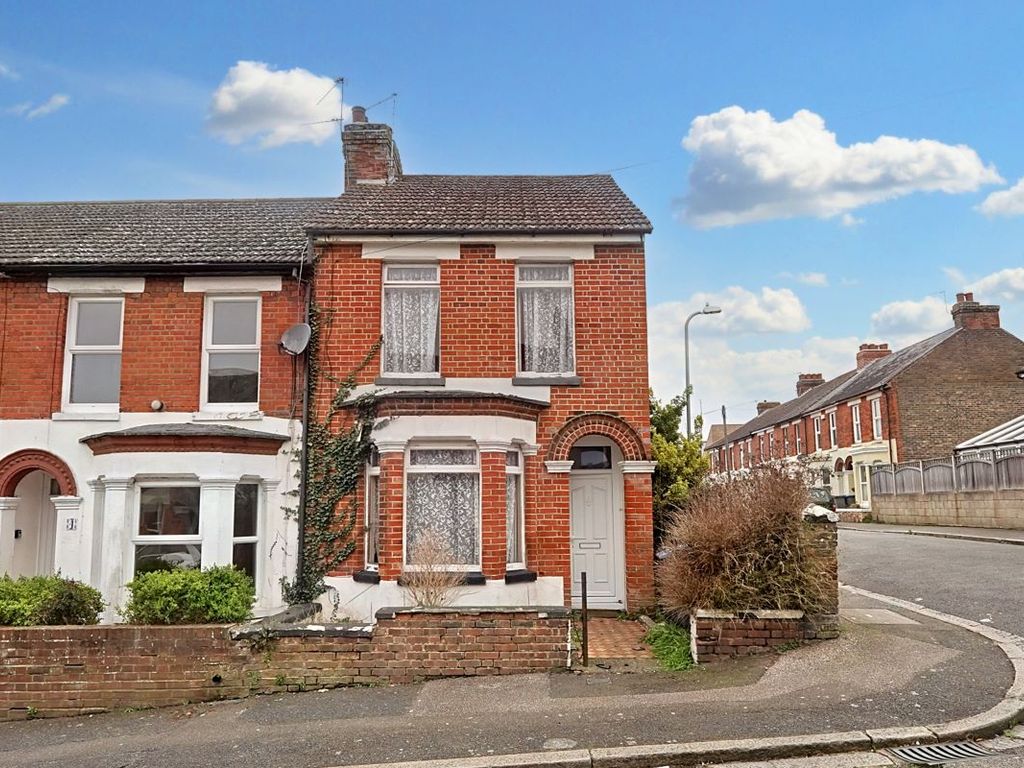 2 bed end terrace house for sale in 6 Limes Road, Dover, Kent CT16, £