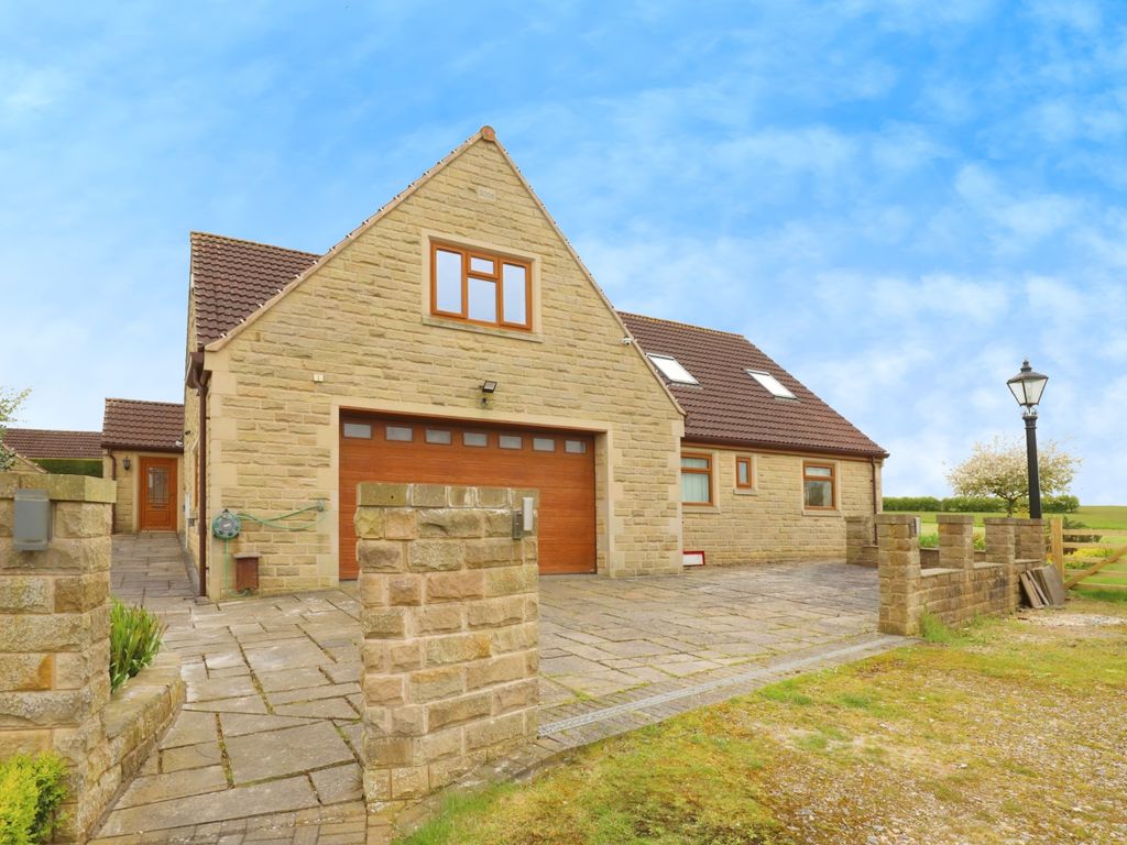 4 bed bungalow for sale in Manor Road, Wales, Sheffield, South