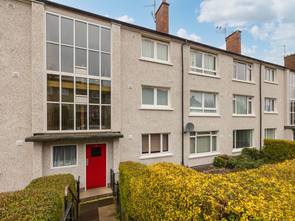 2 bed flat for sale in 3/2 Oxgangs Park, Edinburgh EH13, £155,000 Zoopla